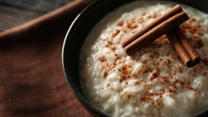 Arroz doce simples: como fazer essa sobremesa deliciosa e fácil