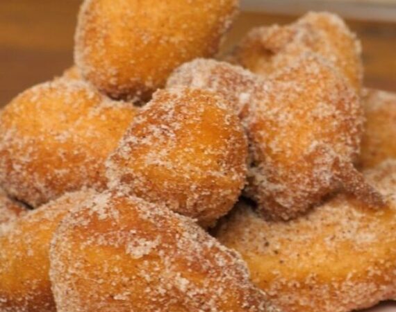Bolinho de chuva tradicional da vovó